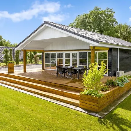 Skip - 300m To The Fjord By Interhome Holiday home Hojslev